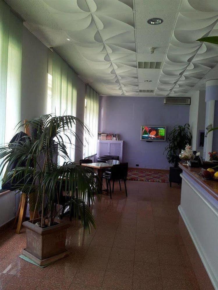 Hotel Frejus Collegno Bagian luar foto