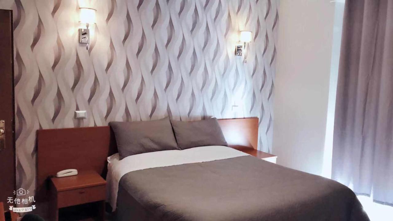 Hotel Frejus Collegno Bagian luar foto