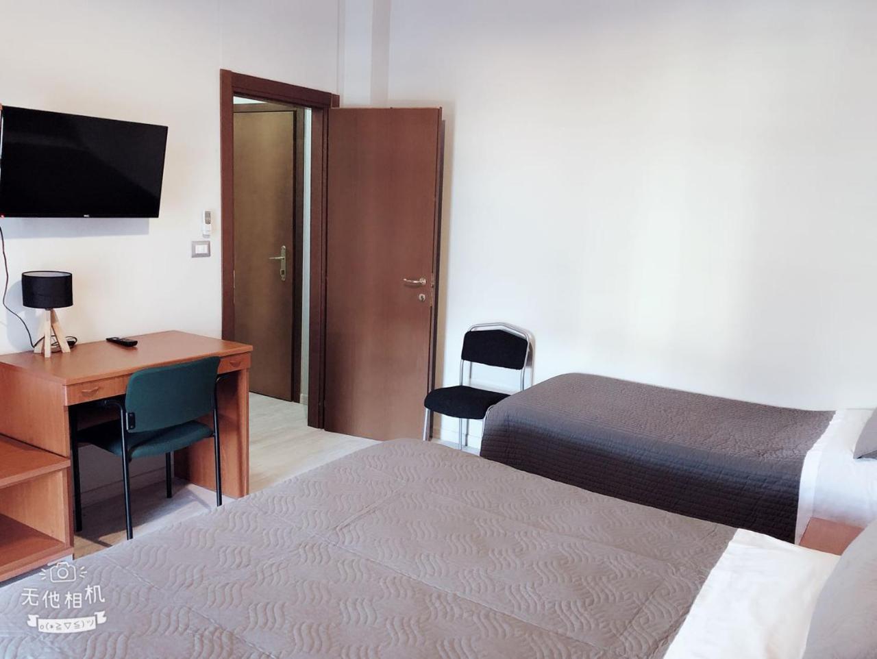 Hotel Frejus Collegno Bagian luar foto